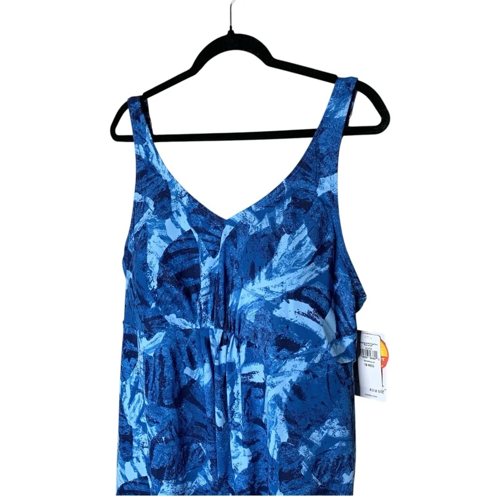 L.L.Bean Shaping Swimwear Tankini Top 18 Reg UPF 50+ Soft Drape Blue Multi NEW